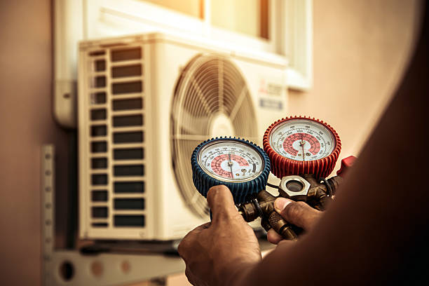 Professional Ac Installation technician working in Stonewall, MS